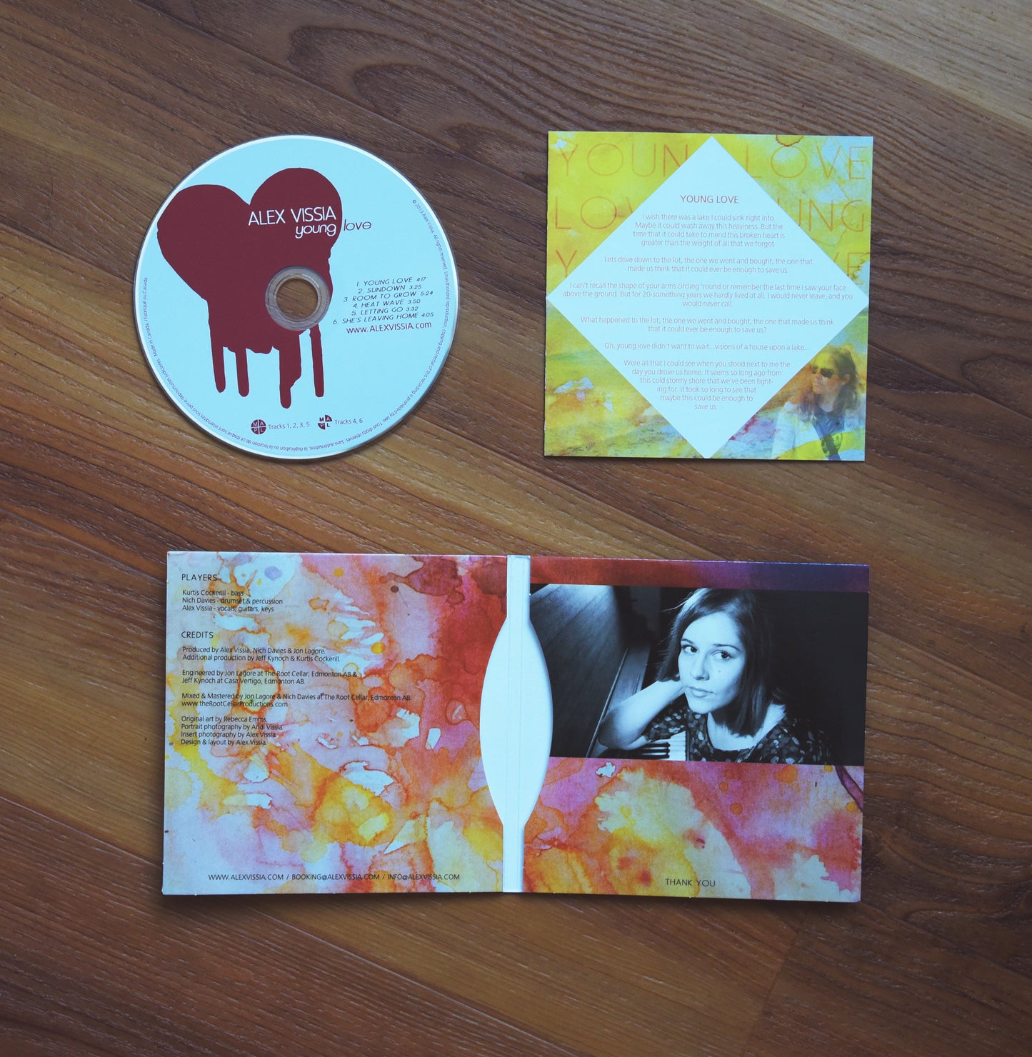 VISSIA Young Love CD insert and inside view